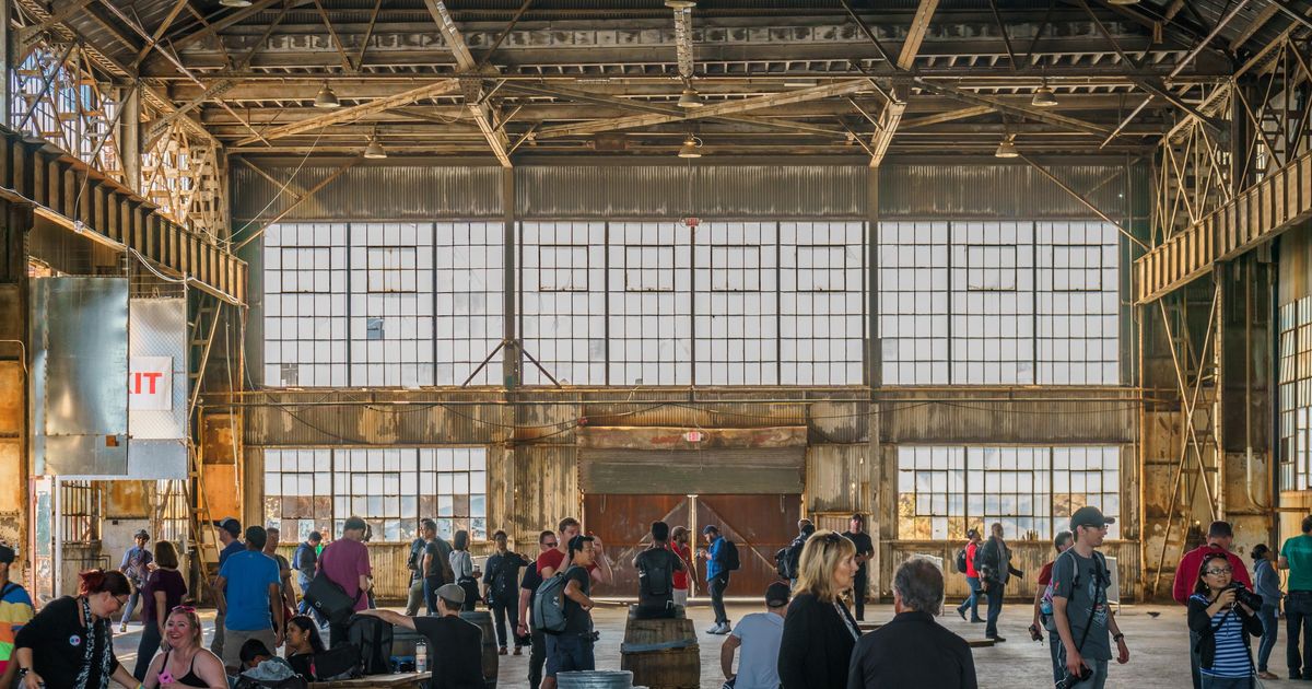 な*6様 d.dogpatch MISSION DISTRICT Dogpatch, San Francisco - Wikipedia