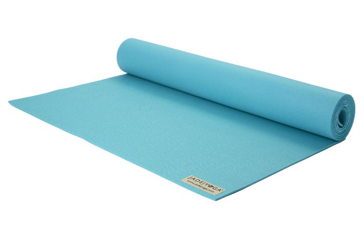 Sustainable Yoga Mat Company, Manduka, Celebrates Their First Year In  Apparel