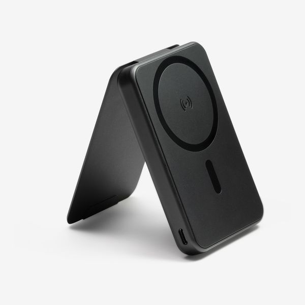 Zagg snap+ juice pack mini with stand