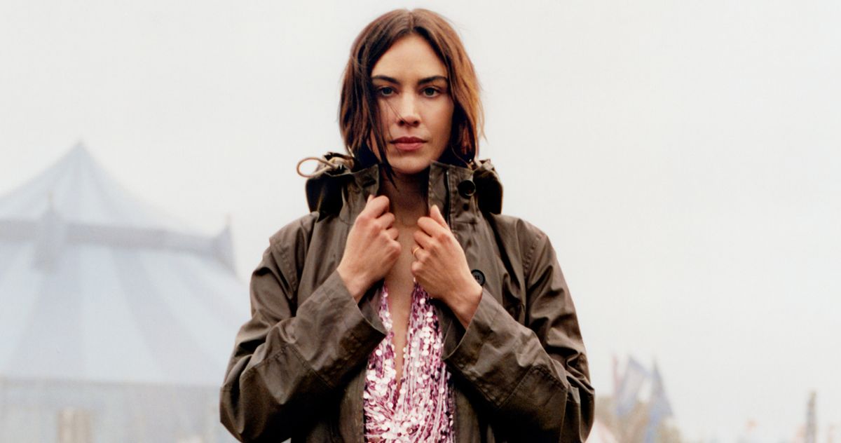 I Can’t Stop Thinking About This Photo of Alexa Chung