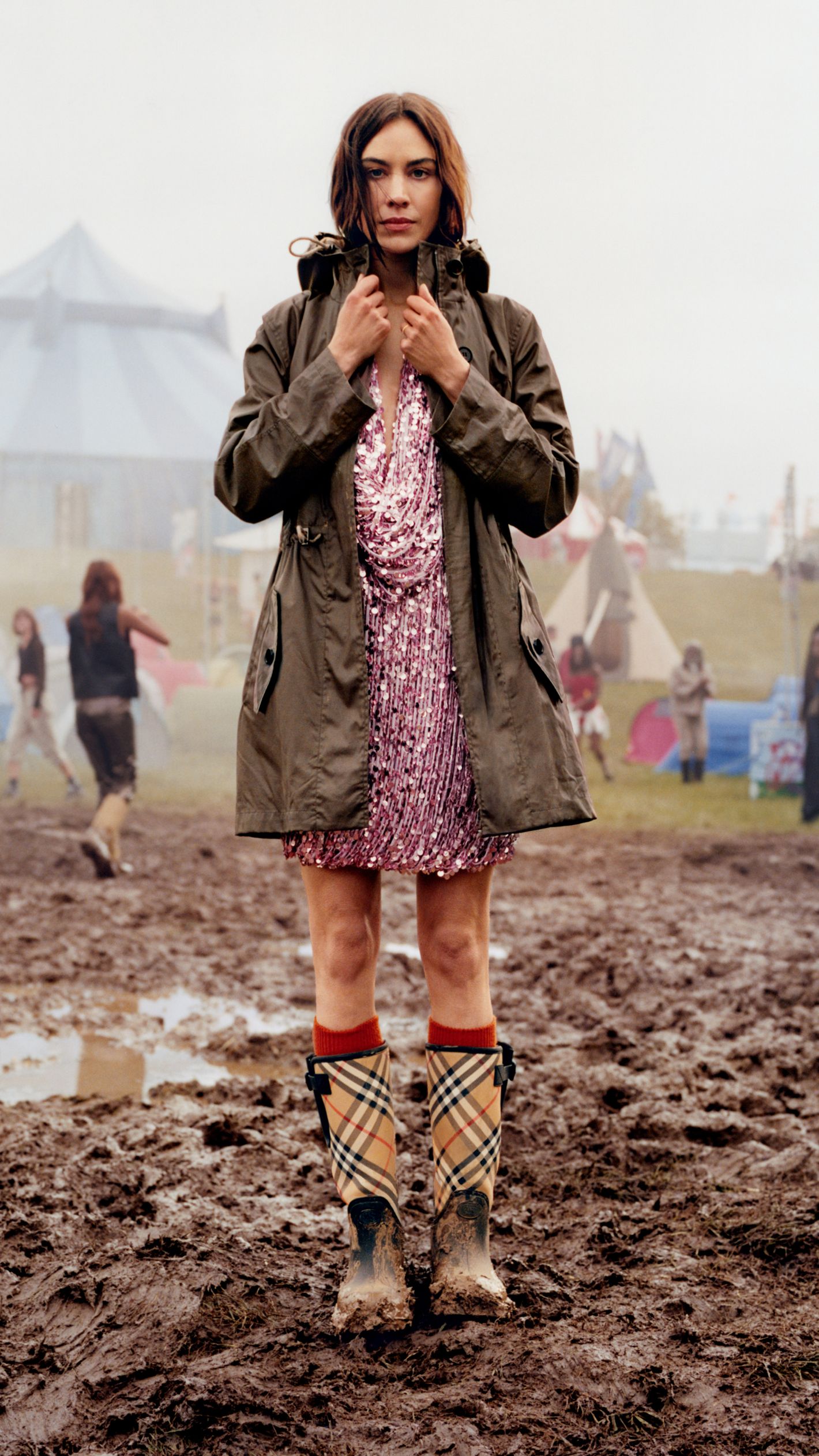 Alexa Chung Channels Glastonbury Tumblr Era in Burberry Ad