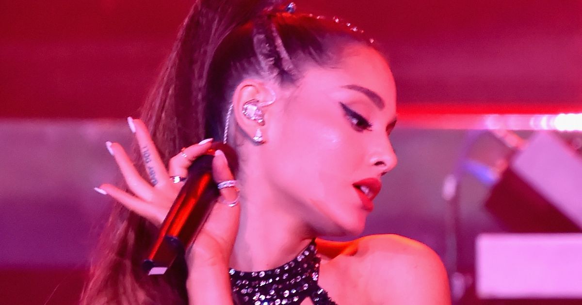 阿麗亞娜·格蘭德（Ariana Grande）不認為皮特·戴維森（Pete Davidson）的曼徹斯特攻擊笑話很有趣