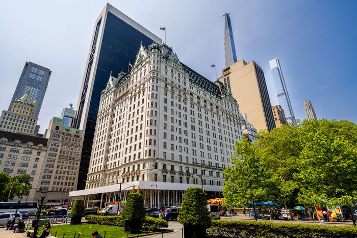 The Four Seasons and Raffles in Contest to Run Plaza Hotel