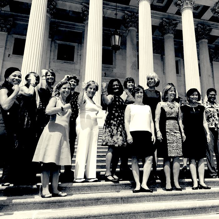 Congresswomen Go Sleeveless After Change to Dress Code