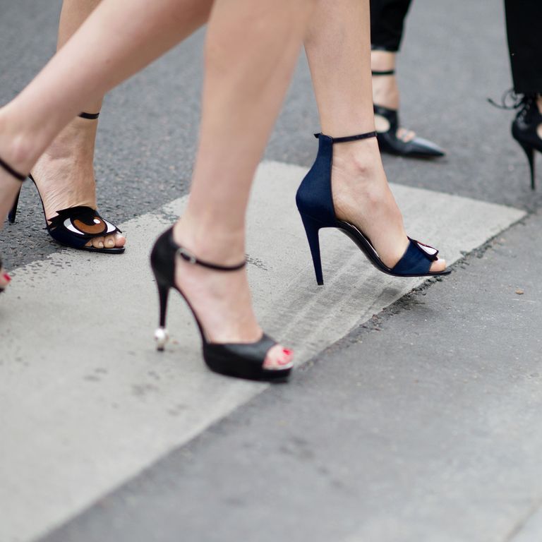 Paris Street Style: Couture Sneakers and Oversize Ruffles