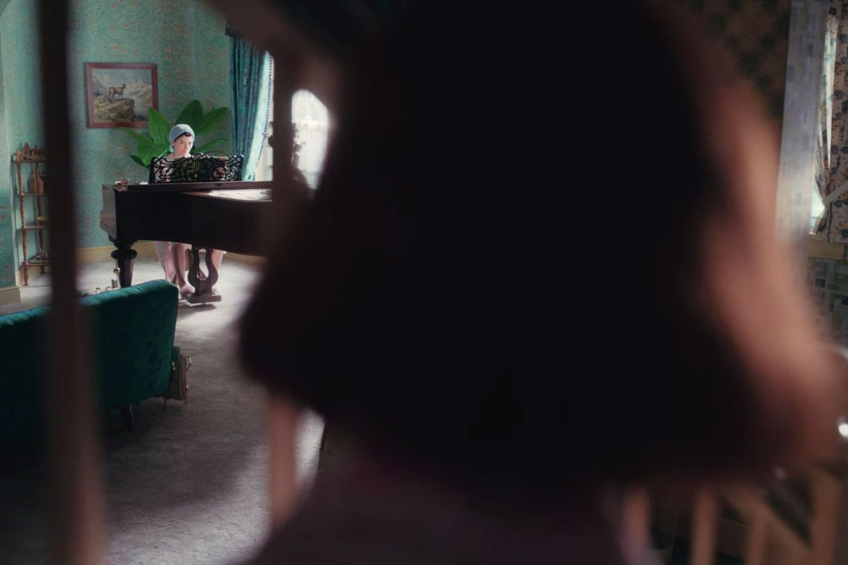 Appreciation post for The Queen's Gambit cinematography. : r