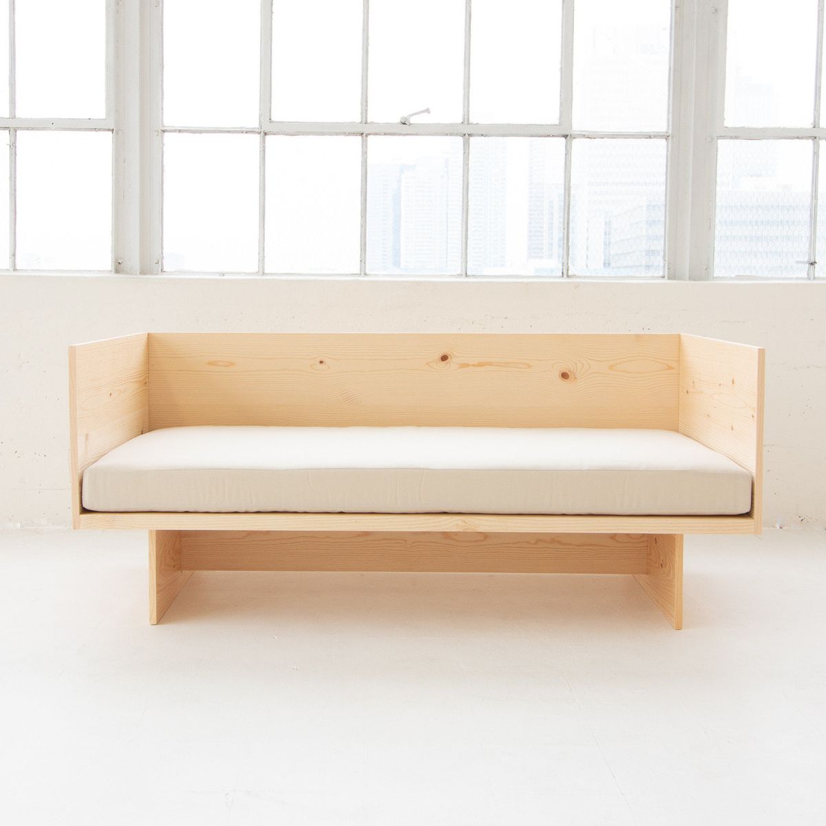 Seebydesign minimalistisk sofa med pude