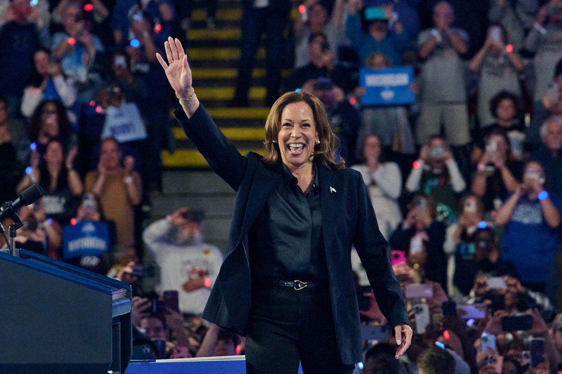 Has Kamala Harris Outfoxed Trump as the ‘Change’ Candidate?