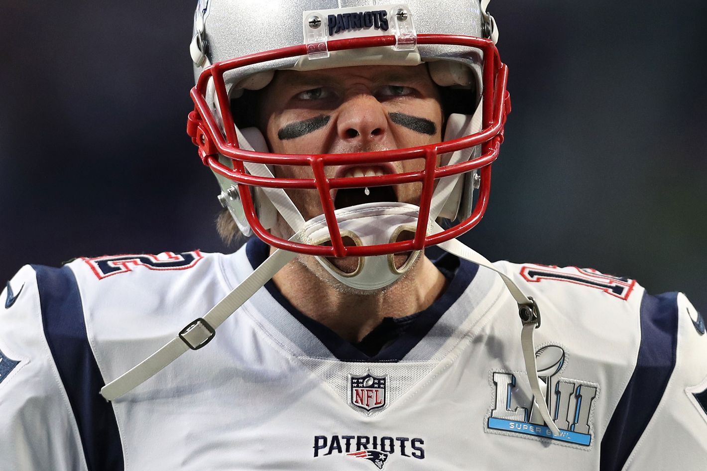 NFL notebook: Boston Herald pulls 'fake' story about Tom Brady