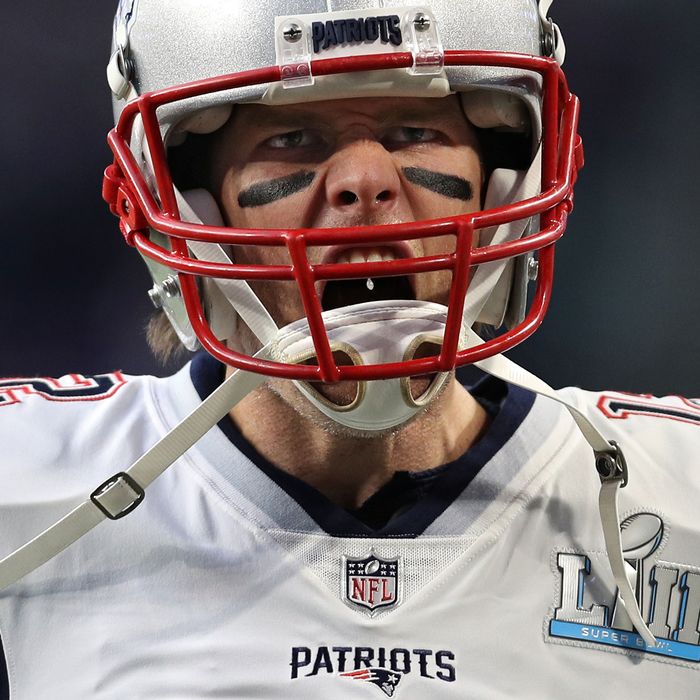 Prankster Dupes Boston Columnist With Bogus Tom Brady Story