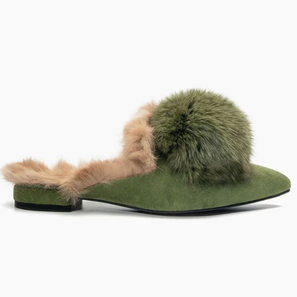 Larosa Style Pointed Toe Backless Pompom Slippers