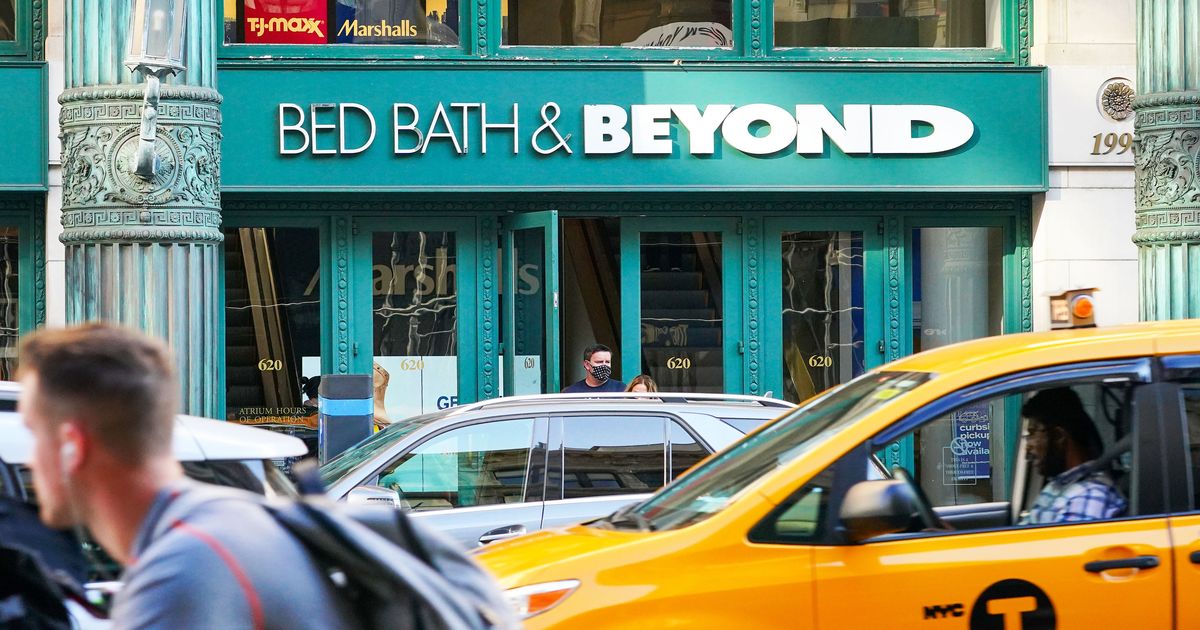 What Is Going on With Bed Bath & Beyond?