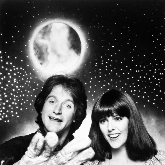 27 Jan 1979 --- Original caption: TV Show Mork and Mindy. Actor Robin Williams and actress Pam Dawber shown in scenes from TV show. 