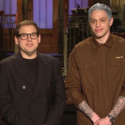 Justin Timberlake gets inducted as he joins Steve Martin, Alec Baldwin and  Tom Hanks while hosting SNL