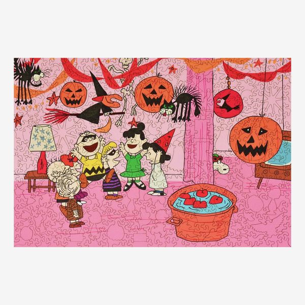 Liberty Puzzles 'Alright, Alright, Let's Bob For Apples' Peanuts Puzzle