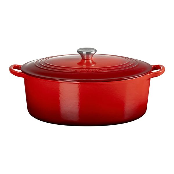 Le Creuset Traditional 8-Quart Oval Enamel Cast Iron Dutch Oven