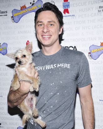 NEW YORK, NY - JULY 12: Zach Braff and Taco the dog attend Broadway Barks 16 at Shubert Alley on July 12, 2014 in New York City. (Photo by Jenny Anderson/WireImage)