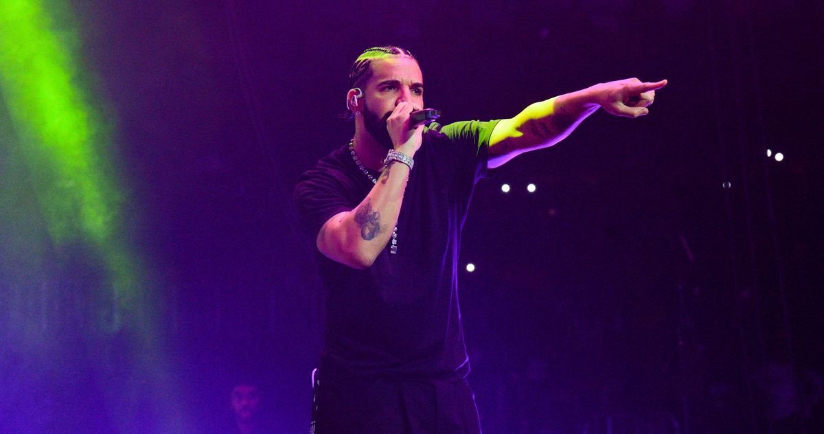 A Track-by-Track Timeline of Drake and Kendrick Lamar's Feud - Vimarsana News