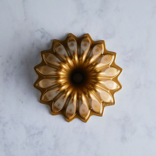 Sartén Bundt Lotus de Nordic Ware