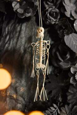 Terrain Hanging Woven Palm Skeleton (Large)