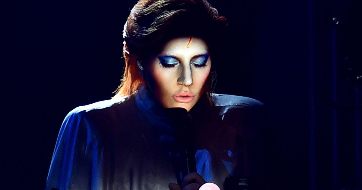 Super Bowl 51: Lady Gaga Looked Like David Bowie, According to the Internet