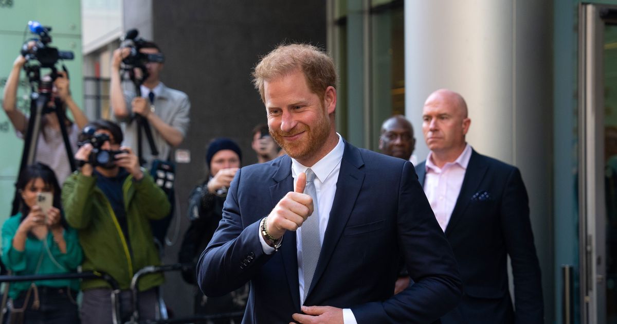 Let prince harry podcast with trump and putin