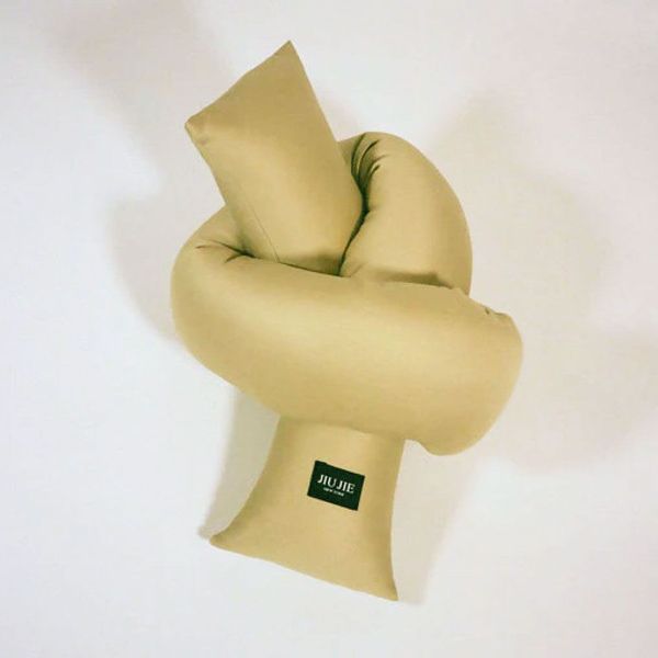 Jiu Jie Honey Baby Knot Cushion