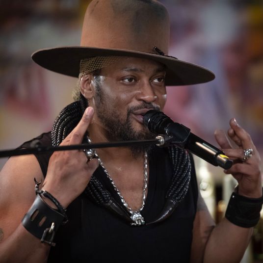 D'Angelo Against 'Friends' Verzuz DJ Battle