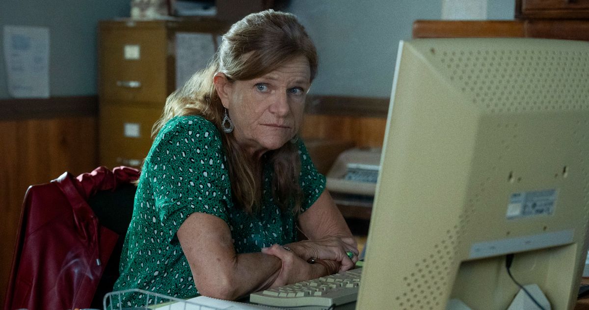 Dispatch Dale Dickey to Widow's Bay 's Most Cursed House