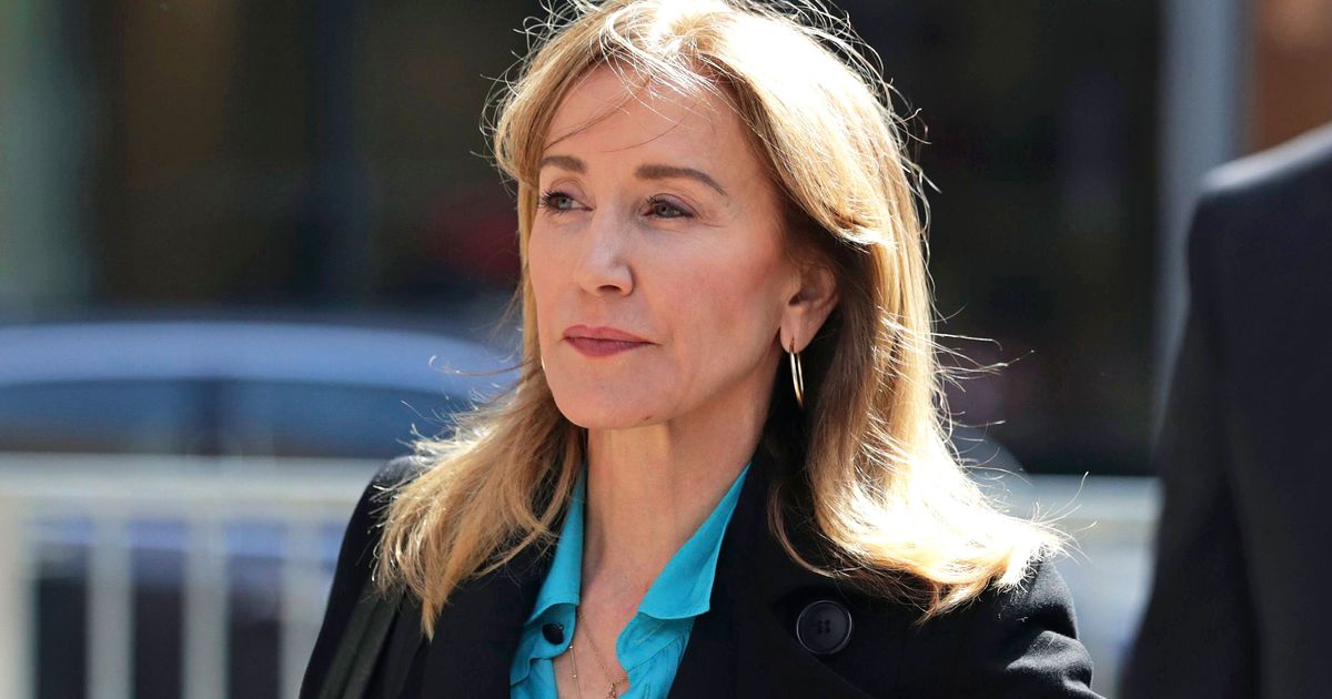 Felicity Huffman, Lori Loughlin Appear In Boston Court