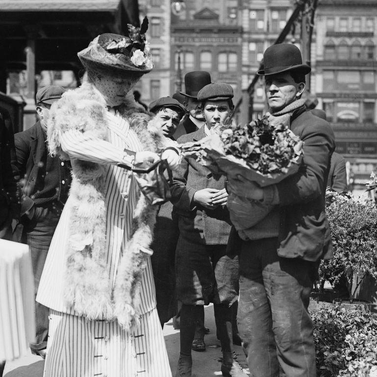 30 Vintage Ladies All Dressed Up for Easter