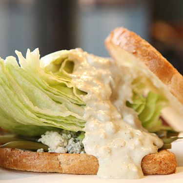 冰山，蓝奶酪酱