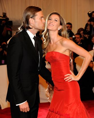 Tom and Gisele.