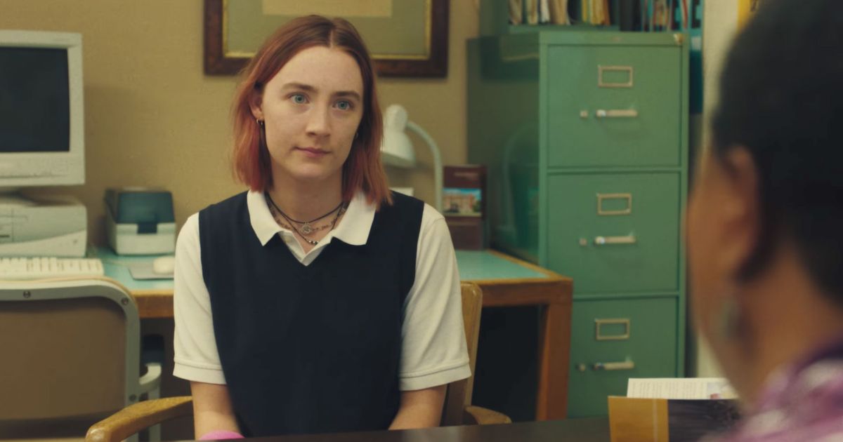 See Greta Gerwig S Lady Bird Trailer Starring Saoirse Ronan