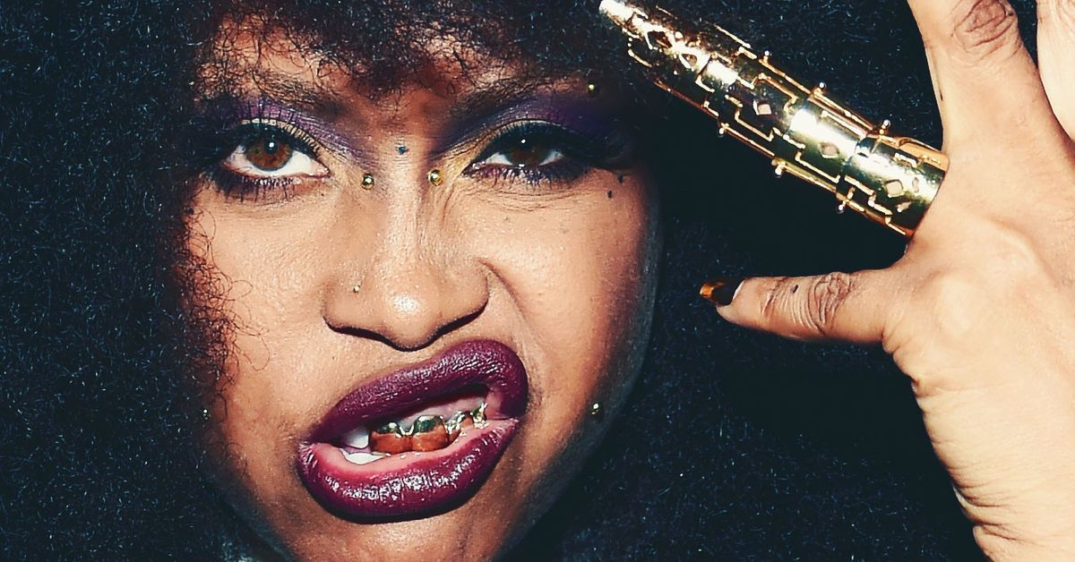 Everything You Need to Know About Wellness According to Erykah Badu.