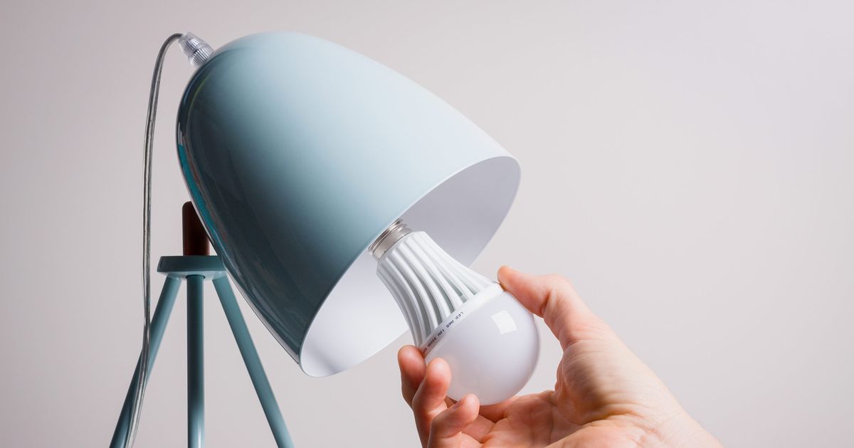 6 Energy Efficient Light Bulbs That, How To Replace Halogen Bulb Desk Lamp
