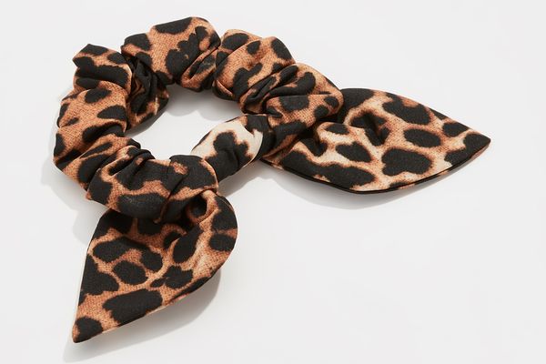 Namjosh Dark Leopard Scrunchie