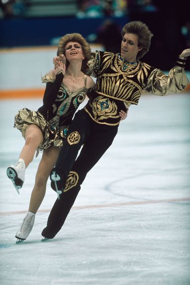 The Best Olympic Figure-Skating Outfits of All Time