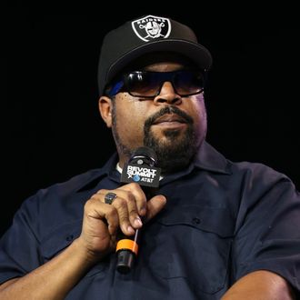 Ice Cube Addresses Working With Trump Administration Twitter