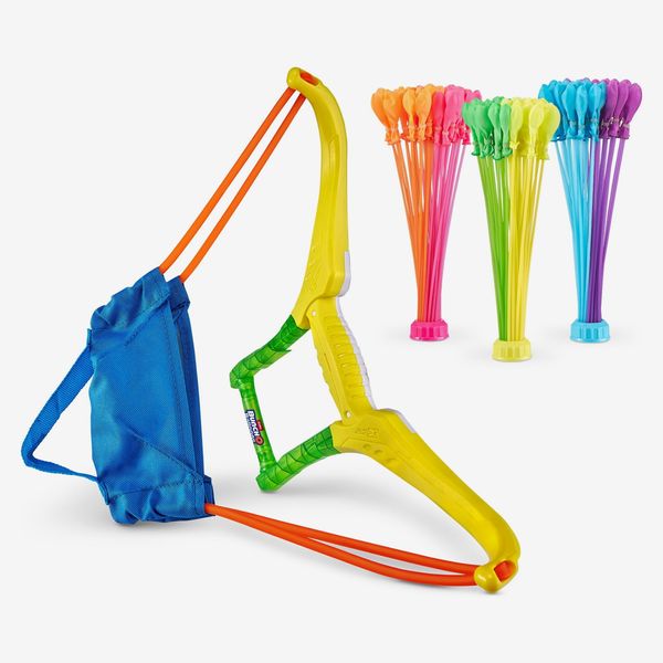 Bunch O Balloons Tropical Party Slingshot & 100+ Rapid-Filling Self-Sealing Water Balloons for Kids, Teens & Adults Ages 6 + by ZURU