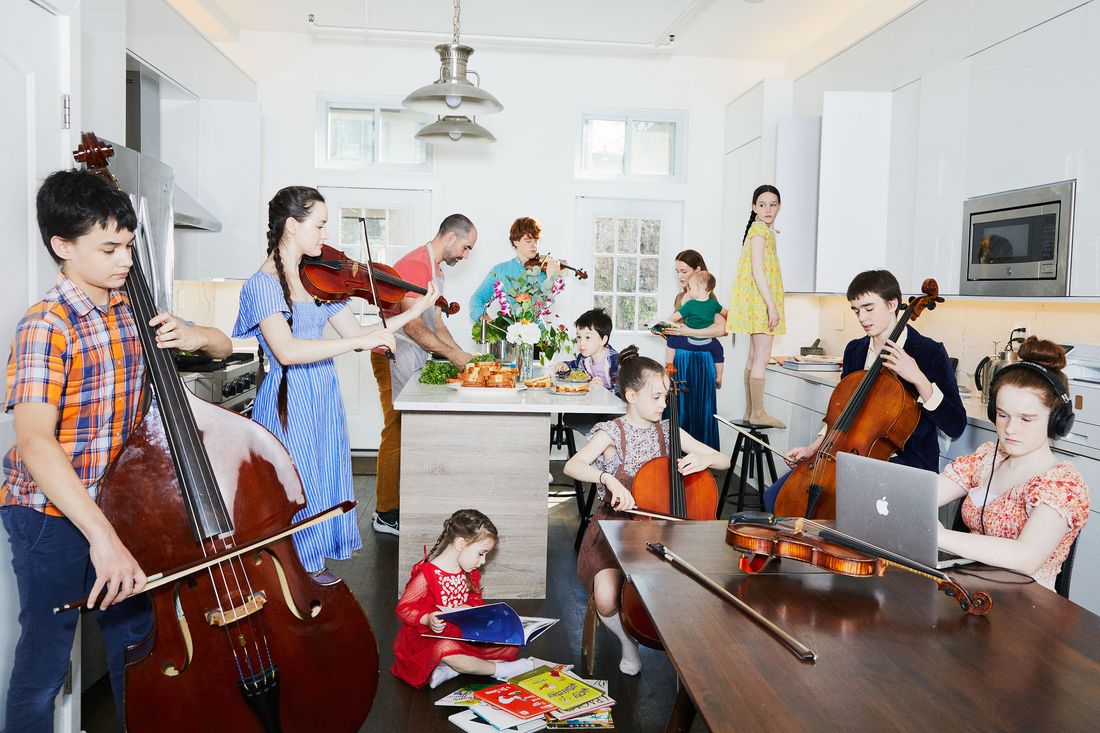 The de la Mottes: The 9-Piece Family Band That Busks