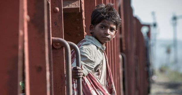 如何獅子找到了Sunny Pawar，這是今年的Littlest Breakout明星