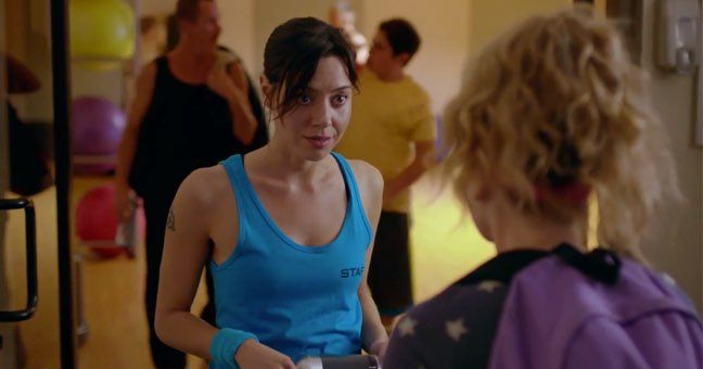 Watch Aubrey Plaza Try to Ask Out Natasha Lyonne