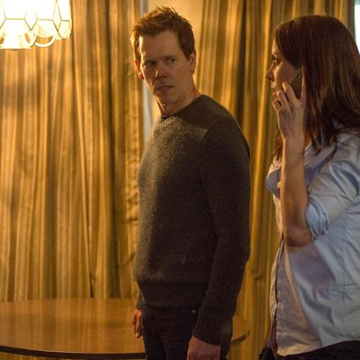 THE FOLLOWING: In an attempt to find out more information, Ryan (Kevin Bacon, L) and Max (Jessica Stroup, R) capture a suspect in the "Reflection" episode of THE FOLLOWING airing Monday, Feb. 17 (9:00-10:00 PM ET/PT) on FOX. ©2014 Fox Broadcasting Co. CR: David Giesbrecht/FOX