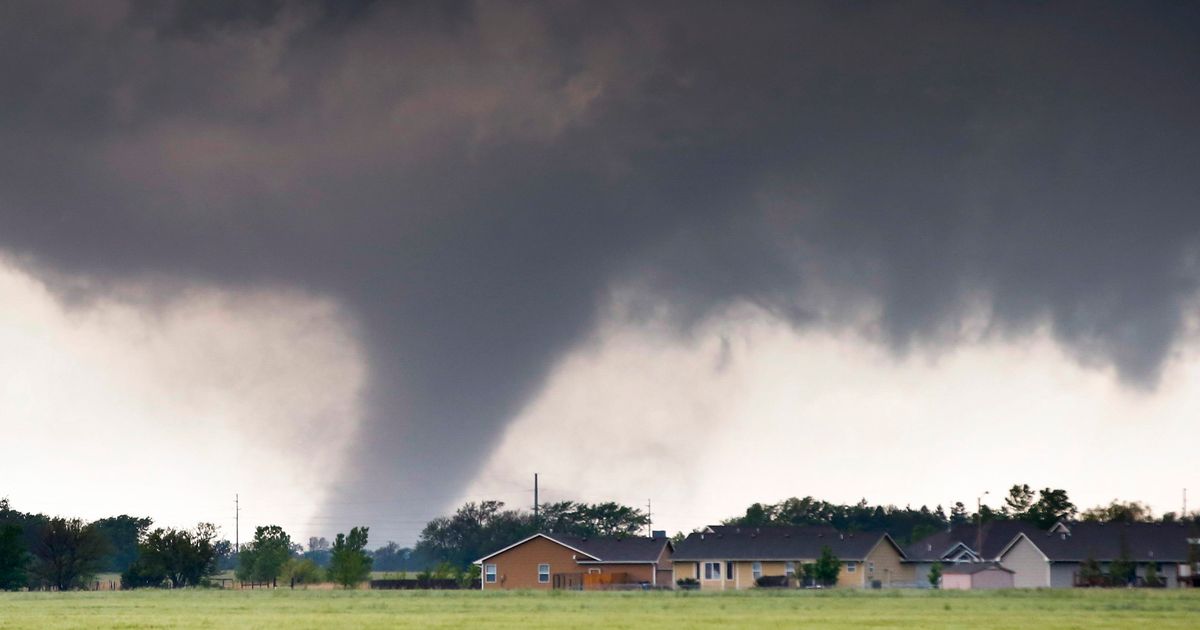 Plains Hit With Destructive Tornadoes, Unprecedented Flooding