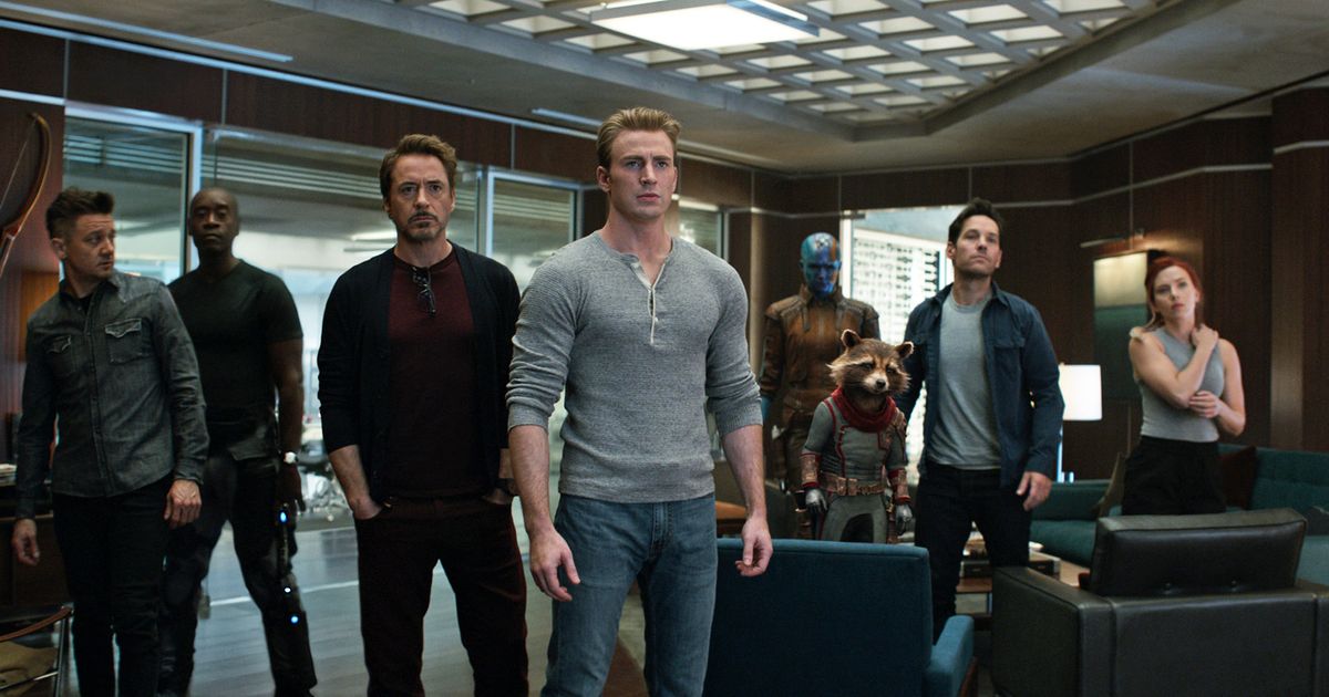 First 'Avengers: Endgame' Reaction Calls The Film 'Mind-Blowing' - Heroic  Hollywood