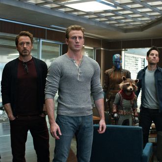 Avengers: Endgame FIRST Reviews Are OUT! People Are Laughing
