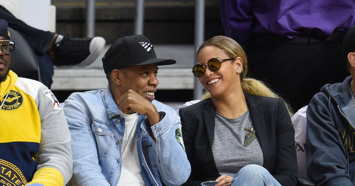 Beyonce Removes Ring Finger Tattoo: Erases Jay-Z Eternal Love (PHOTO) |  Celeb Dirty Laundry
