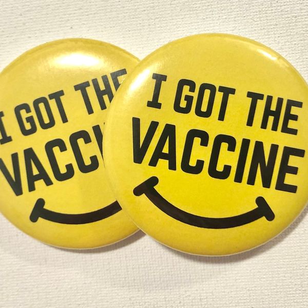 Vaccinated AF Button Rainbow Pride LGBTQ Pin Vaccine Pin Hella Vaxxed AF Funny Retro 70s Cute Vaccinated Button