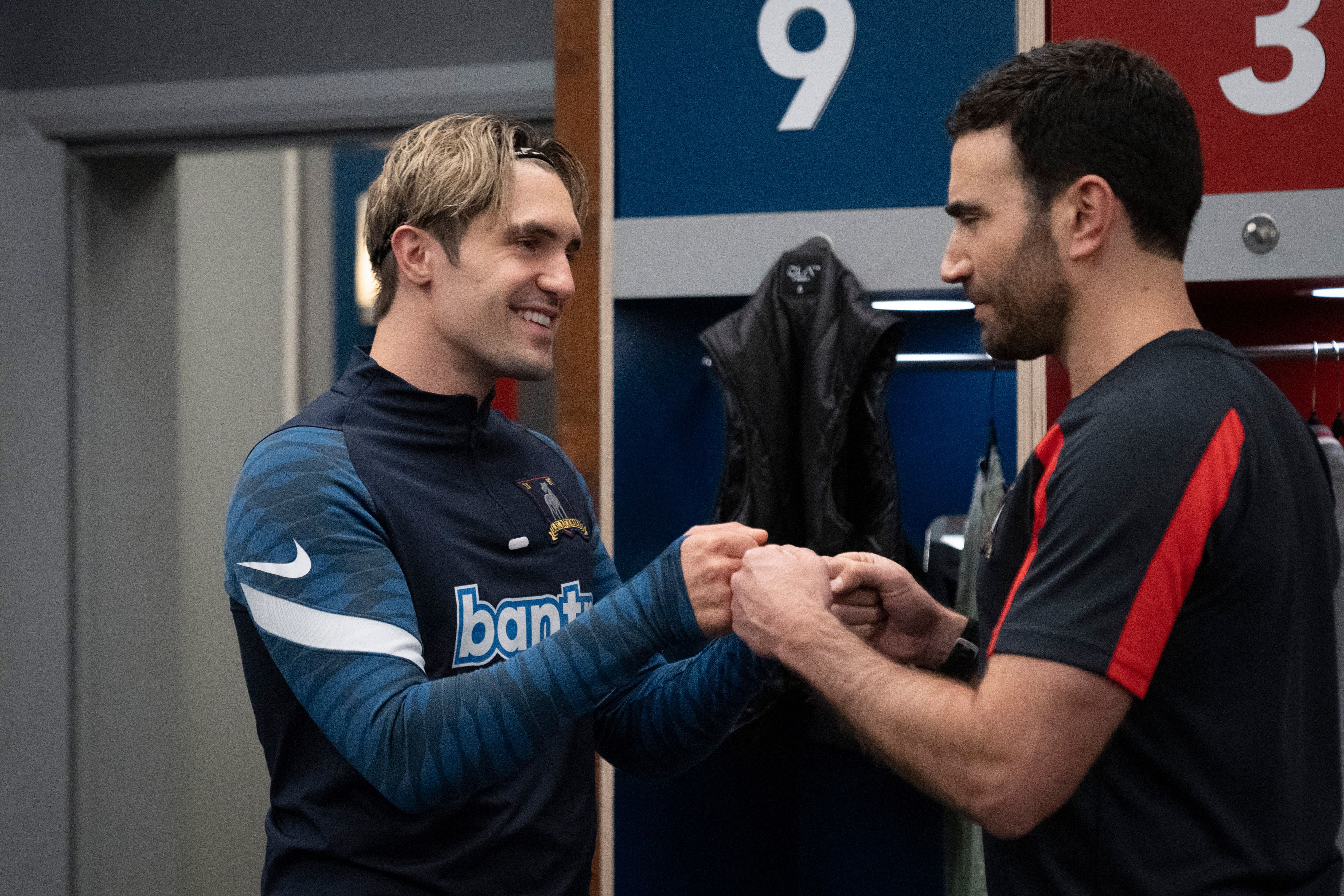 Ted Lasso': Jamie Tartt's Phil Dunster Explains How Those Soccer Scenes Are  Filmed — 'It Takes a Lot of Time and Good Editors